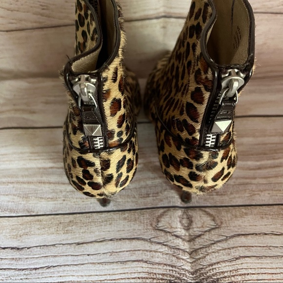 Michael Kors leopard haircalf ankle booties 8.5 - Picture 5 of 7